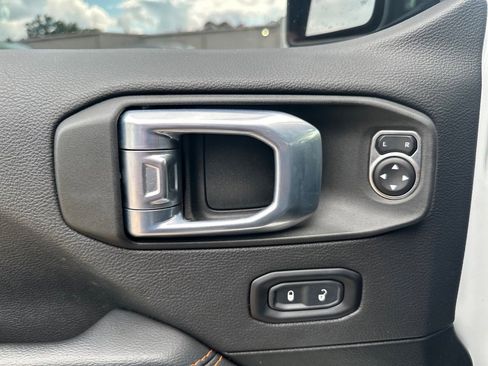 Used 2021 Jeep Gladiator Mojave image 7