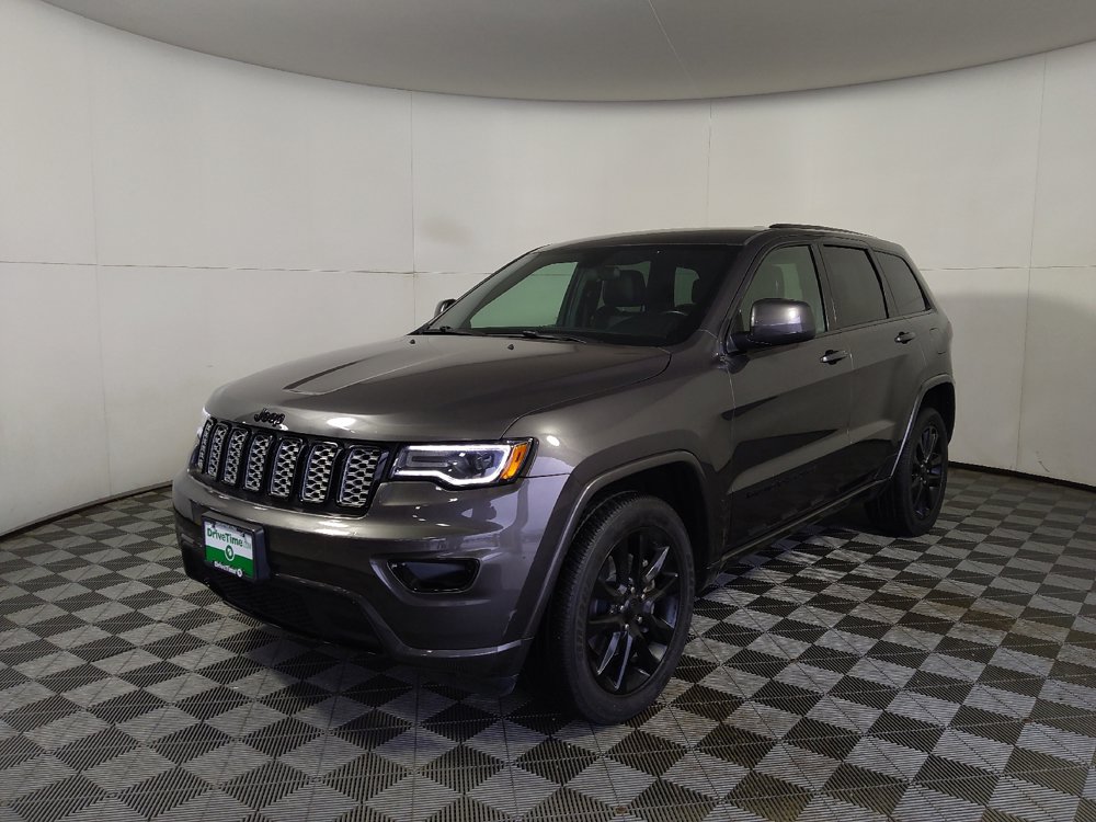 Used 2021 Jeep Grand Cherokee Laredo X AWD/4WD image 2
