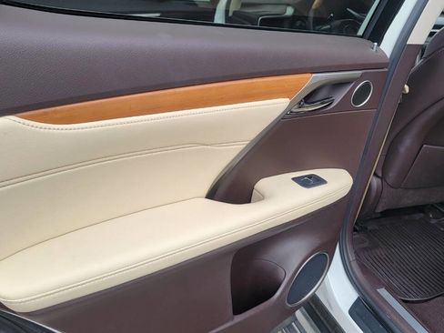 Used 2017 Lexus RX 450h AWD image 22