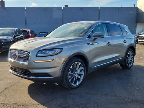 Certified 2023 Lincoln Nautilus Reserve w/ Equipment Group 201A image 8