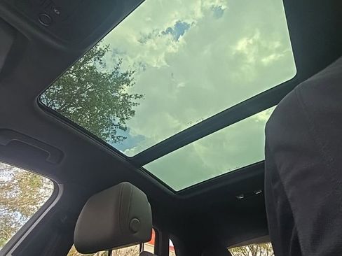 Used 2025 Audi Q3 2.0T Premium Plus image 24