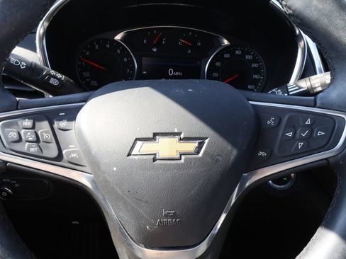Used 2023 Chevrolet Equinox LT FWD image 18