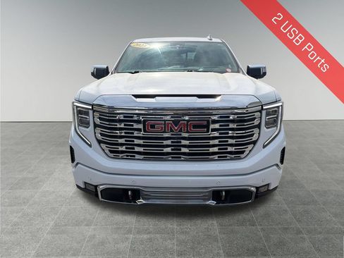 Used 2023 GMC Sierra 1500 Denali w/ Denali Reserve Package AWD/4WD image 10