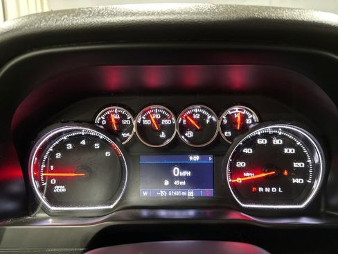 Used 2021 Chevrolet Silverado 1500 LT Trail Boss w/ Bed Protection Package AWD/4WD image 9