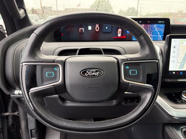 Used 2025 Ford Expedition Max Platinum w/ Stealth Performance Package AWD/4WD image 24