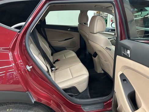 Used 2017 Hyundai Tucson Sport AWD/4WD image 12