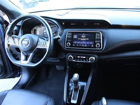 Used 2020 Nissan Kicks SR w/ SR Premium Package FWD image 15