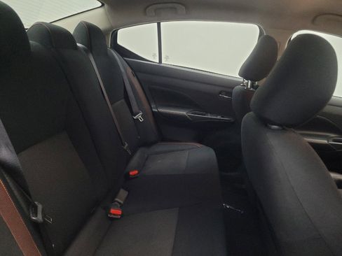 Used 2021 Nissan Versa SR w/ Electronics Package FWD image 19