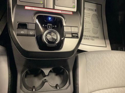 New 2026 Subaru Solterra Premium image 18