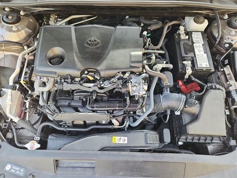 Used 2022 Toyota Camry SE image 26