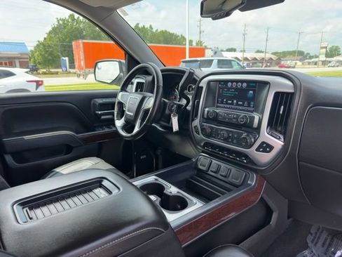 Used 2018 GMC Sierra 1500 SLT AWD/4WD image 8