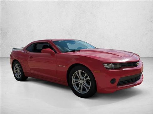 Used 2015 Chevrolet Camaro LS RWD image 3