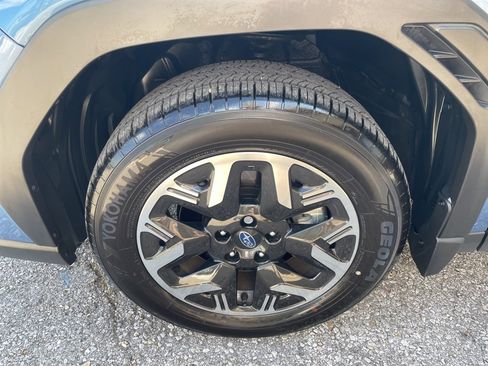 Used 2025 Subaru Forester image 37