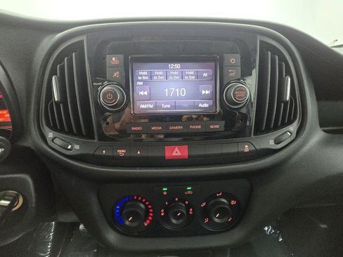Used 2022 RAM ProMaster City Tradesman FWD image 22