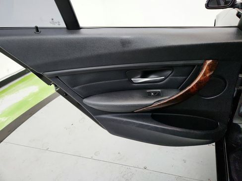 Used 2014 BMW 328i Sedan RWD image 21