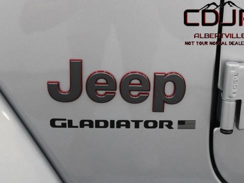 Used 2023 Jeep Gladiator Rubicon w/ Cold Weather Group AWD/4WD image 51