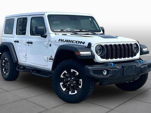 Used 2024 Jeep Wrangler Unlimited Rubicon 4xe w/ Convenience Group AWD/4WD image 2