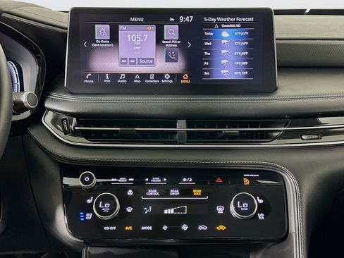 Used 2023 INFINITI QX60 Luxe w/ Performance Audio Package AWD/4WD image 23