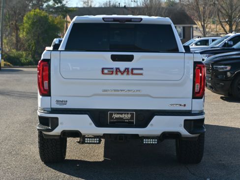 Used 2020 GMC Sierra 1500 AT4 w/ AT4 Premium Package image 13