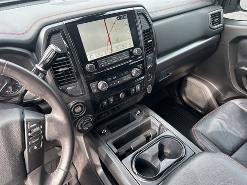 Used 2022 Nissan Titan PRO-4X w/ Pro-4x Convenience Package image 30