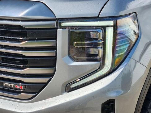 Certified 2024 GMC Sierra 1500 AT4 w/ Technology Package image 9