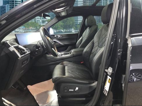 Used 2024 BMW X6 xDrive40i w/ M Sport Professional Package AWD/4WD image 22
