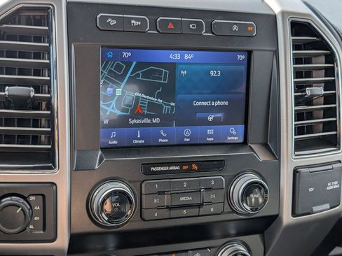 Used 2019 Ford F150 Platinum w/ Equipment Group 701A Luxury image 31