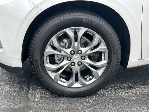 Certified 2020 Buick Enclave Avenir w/ Avenir Technology Package FWD image 13