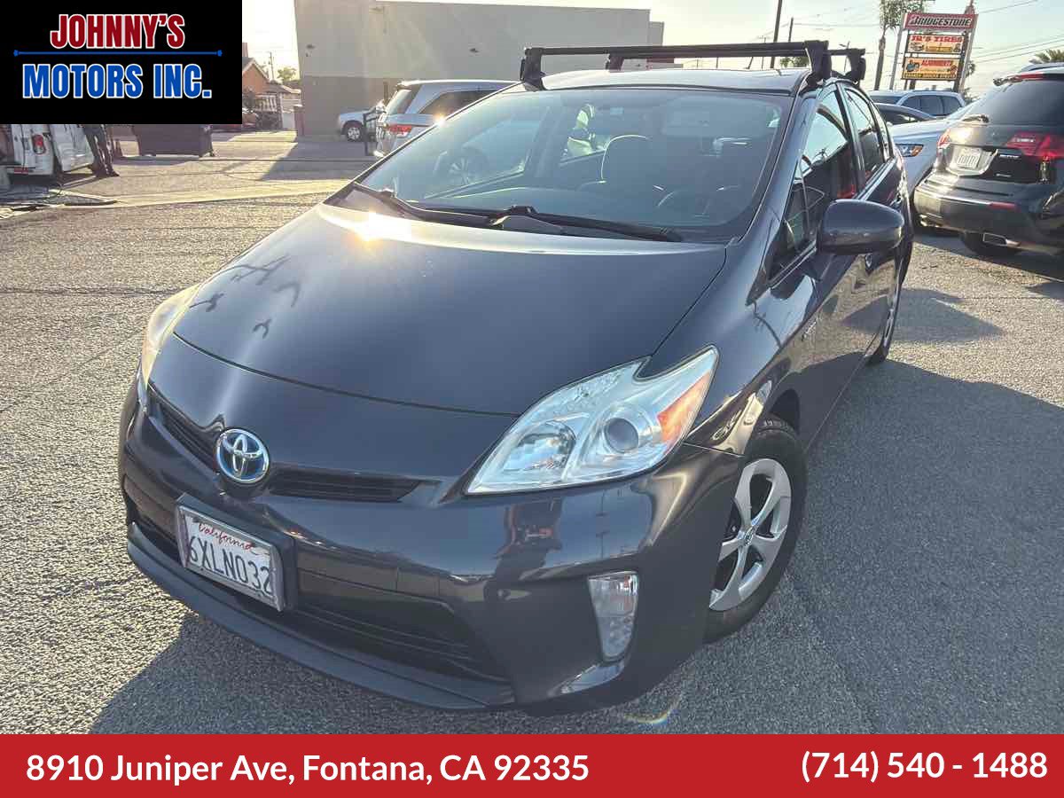 Used 2012 Toyota Prius Three FWD image 1