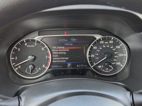 Used 2025 Nissan Altima 2.5 SV FWD image 16