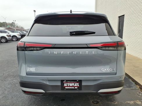 Used 2026 INFINITI QX60 Luxe w/ Cargo Package image 4