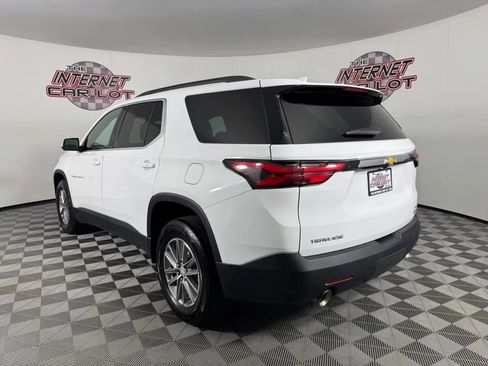 Used 2023 Chevrolet Traverse LT FWD image 5