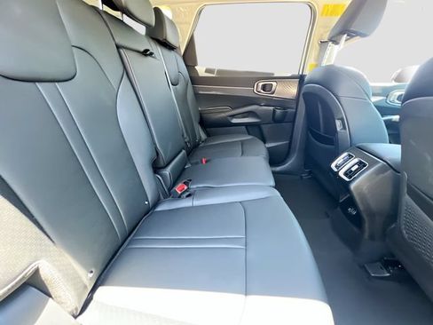 New 2026 Kia Sorento EX FWD image 29