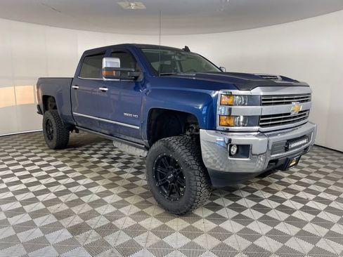 Certified 2019 Chevrolet Silverado 3500 LTZ w/ Duramax Plus Package image 17