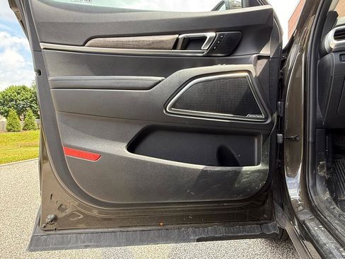 Used 2020 Kia Telluride SX w/ Towing Package AWD/4WD image 39