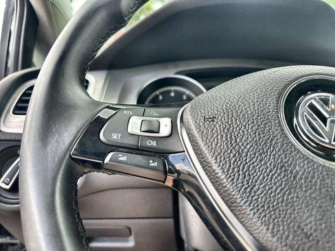 Used 2017 Volkswagen Golf Wolfsburg Edition FWD image 31