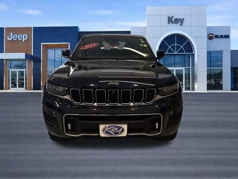 Used 2023 Jeep Grand Cherokee Overland w/ Adv Protech Group III AWD/4WD image 11