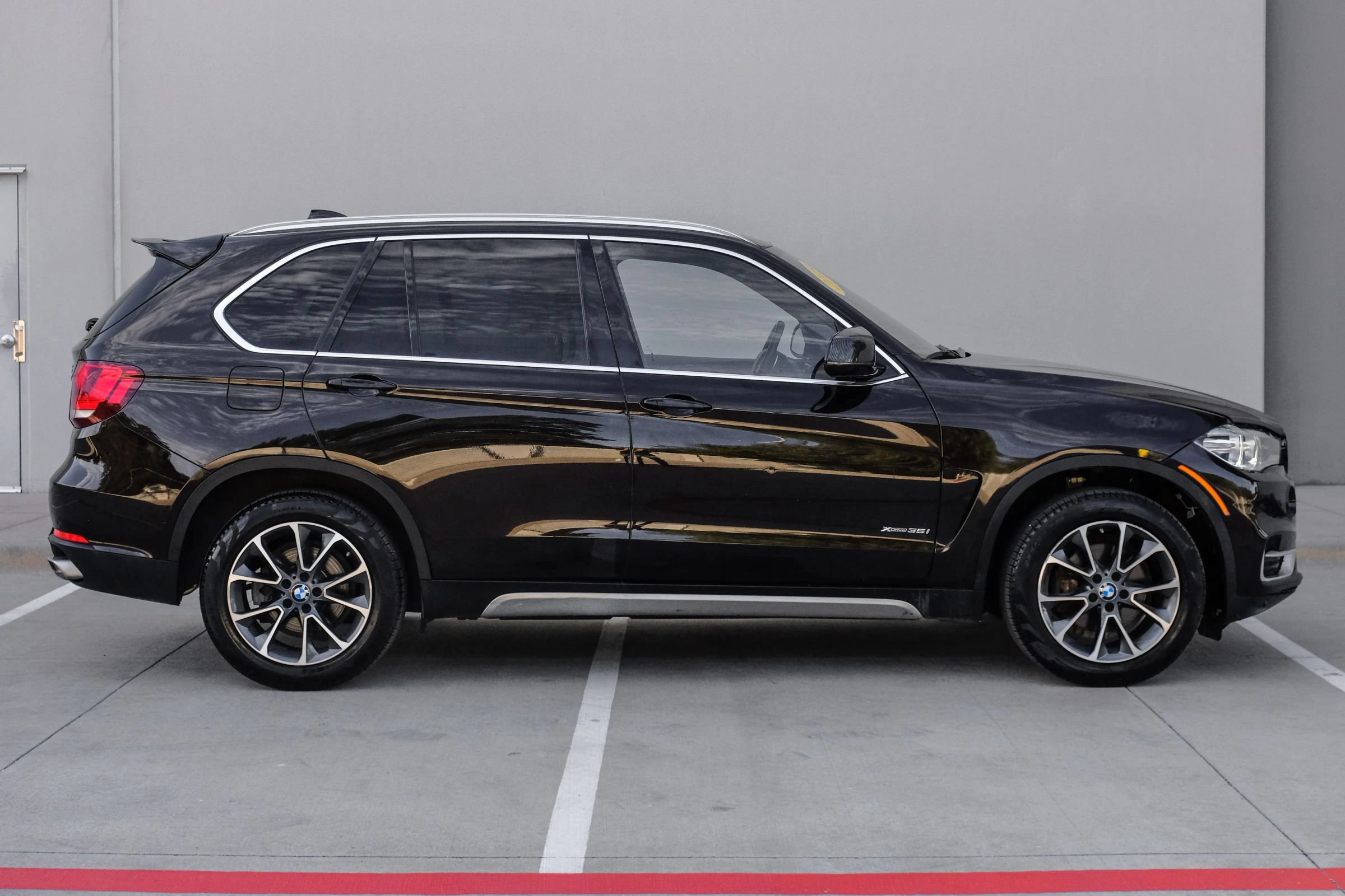 Used 2018 BMW X5 xDrive35i AWD/4WD image 9