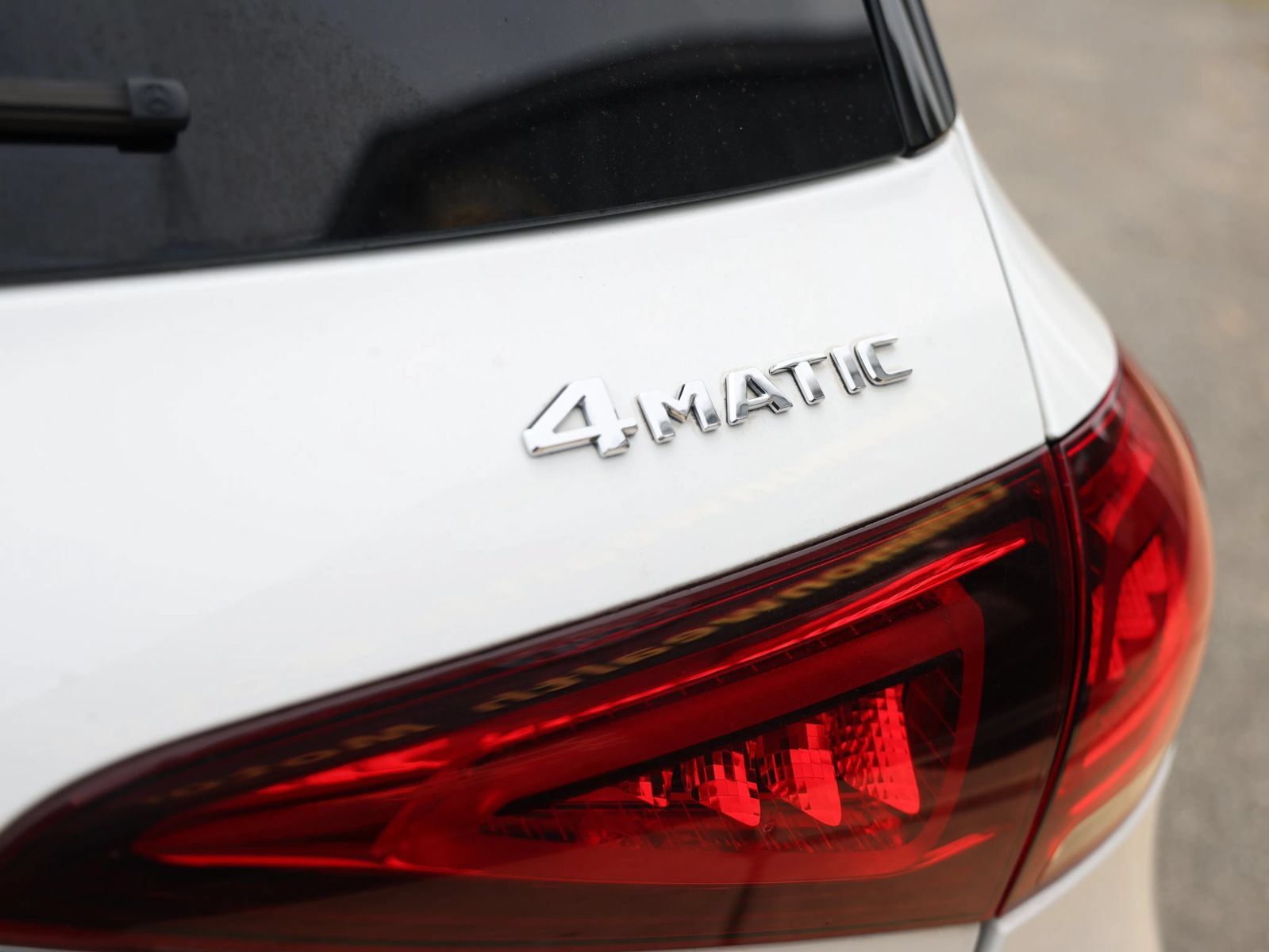 Used 2022 Mercedes-Benz GLE 350 4MATIC w/ AMG Line Exterior image 35