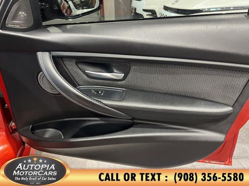 Used 2018 BMW M3 RWD image 13