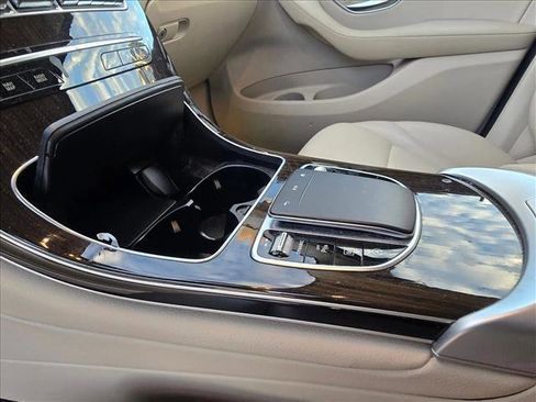 Used 2022 Mercedes-Benz GLC 300 image 13