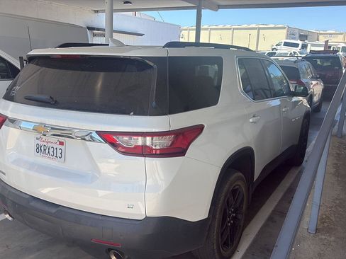Used 2019 Chevrolet Traverse LT FWD image 4