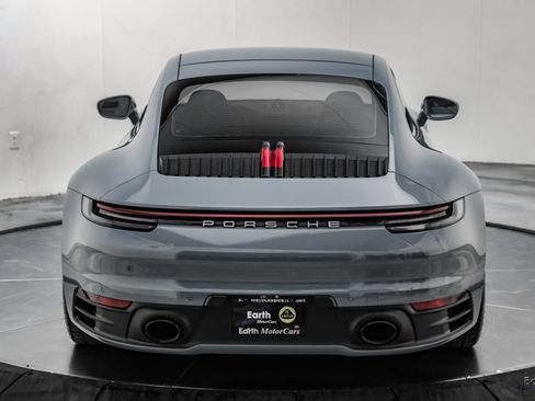 Used 2024 Porsche 911 Carrera RWD image 12