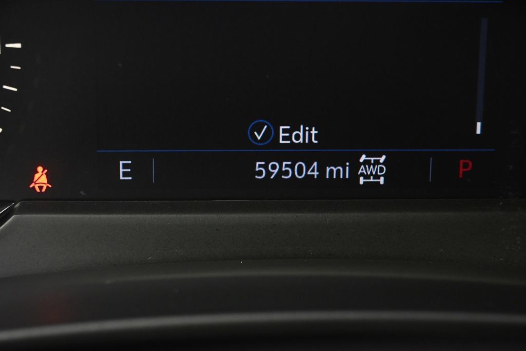 Used 2019 Cadillac XT4 Sport w/ Cold Weather Package AWD/4WD image 26