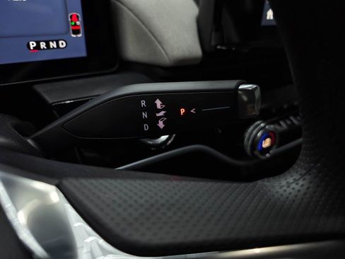 Used 2025 Honda Prologue EX image 22