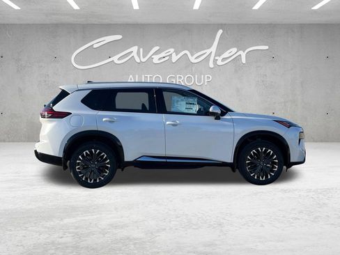 New 2026 Nissan Rogue Platinum AWD/4WD image 17