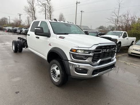 New 2026 RAM 5500 Tradesman image 23