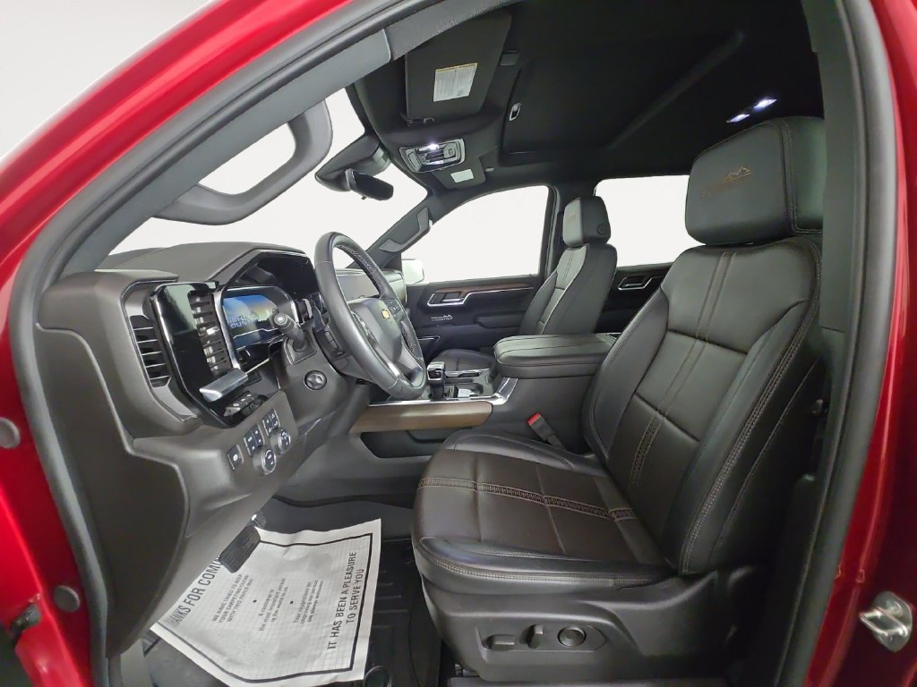 Certified 2024 Chevrolet Silverado 1500 High Country w/ High Country Premium Package AWD/4WD image 10