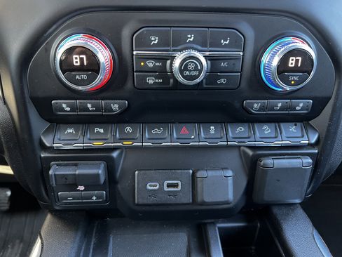 Used 2019 GMC Sierra 1500 Denali w/ Denali Ultimate Package image 29