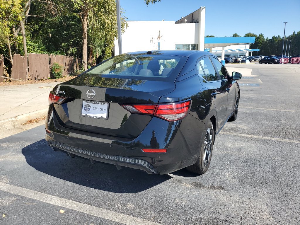 Used 2025 Nissan Sentra SV FWD image 7